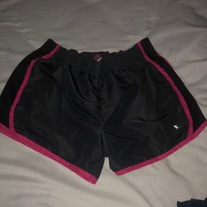 Running shorts